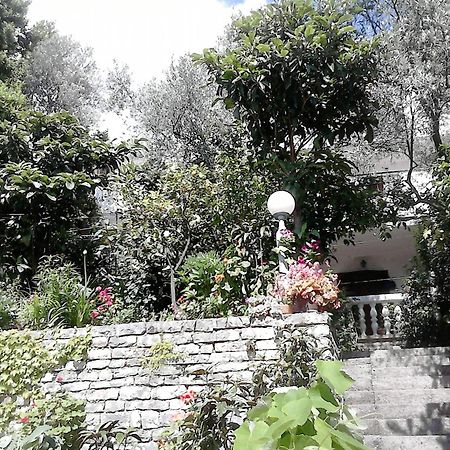 Oaza Guest House Sveti Stefan Extérieur photo