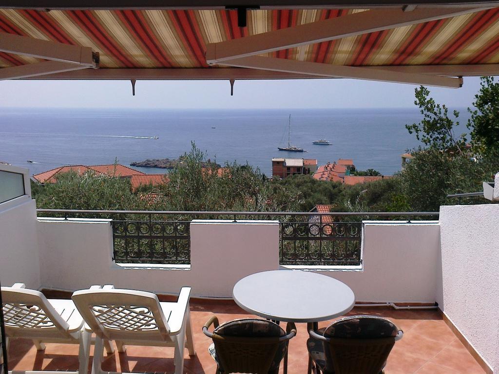 Oaza Guest House Sveti Stefan Extérieur photo